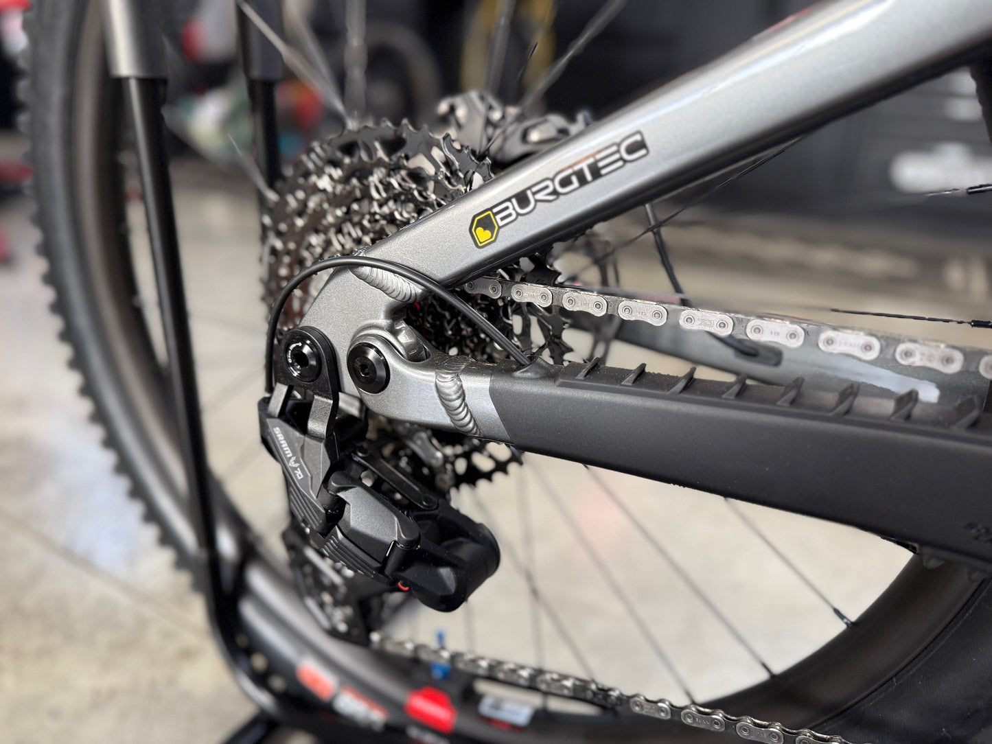 Santa Cruz Vala ALU 70 - Burgtec Blue Edition