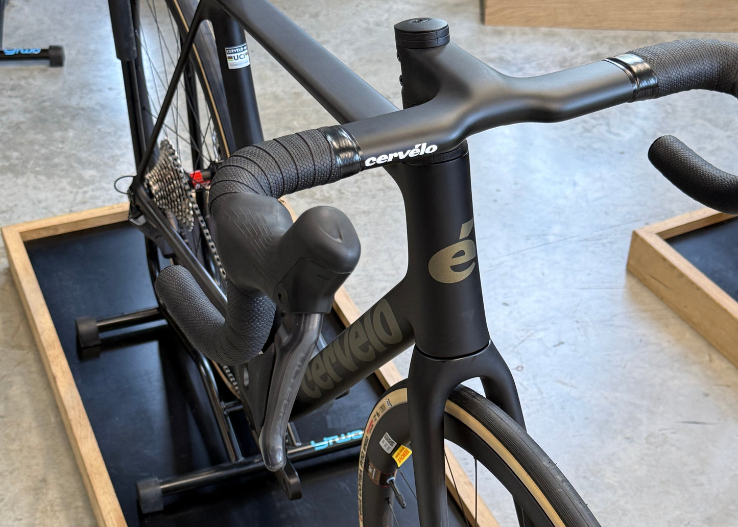Cervélo R5 Ultegra Di2 26 Noir