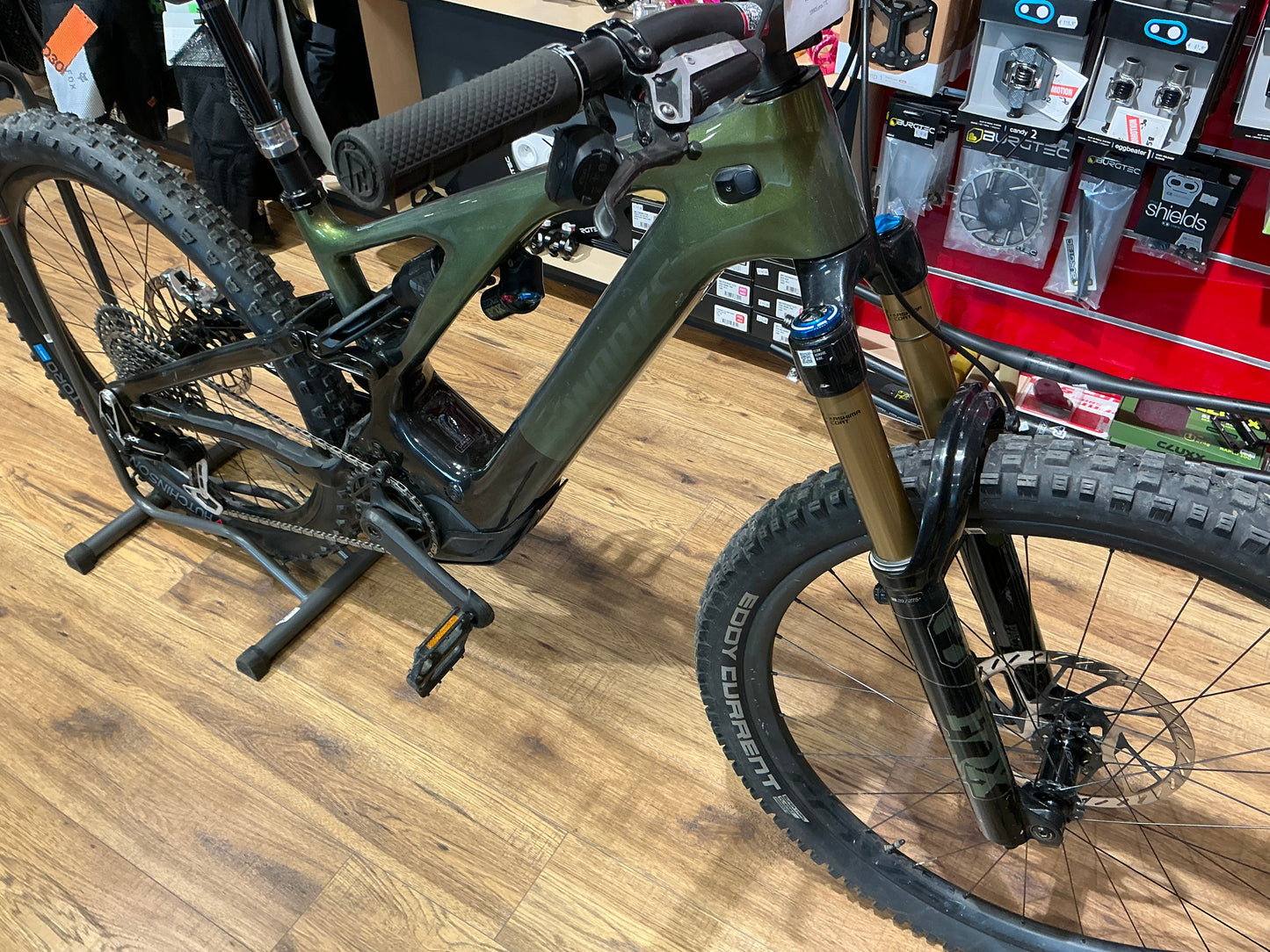 Specialized turbo levo