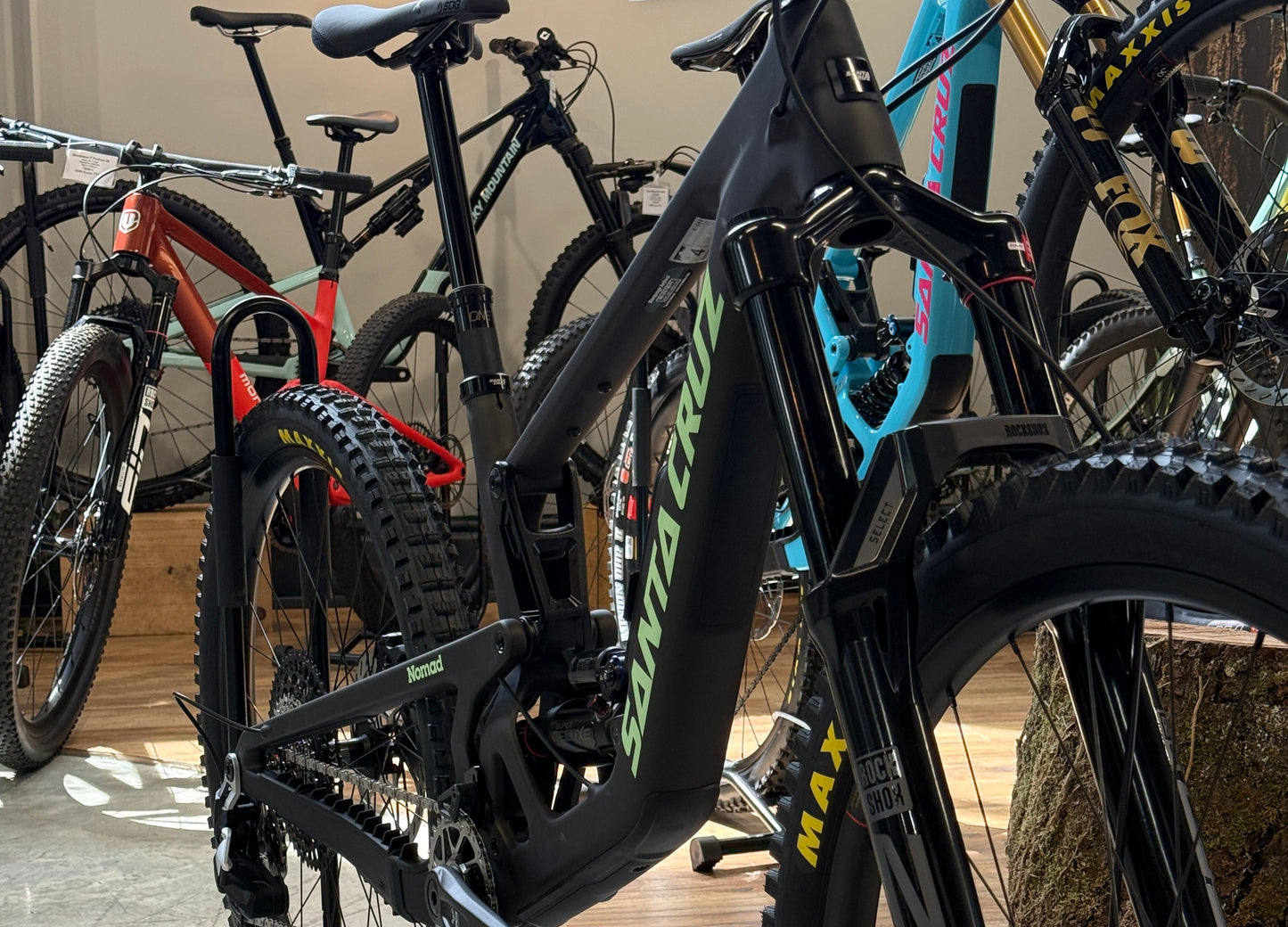 Santa Cruz NOMAD 90 26 Noir