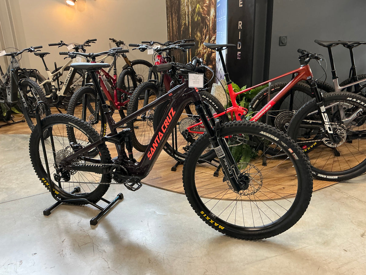 Santa Cruz Vala ALU DEORE 2026