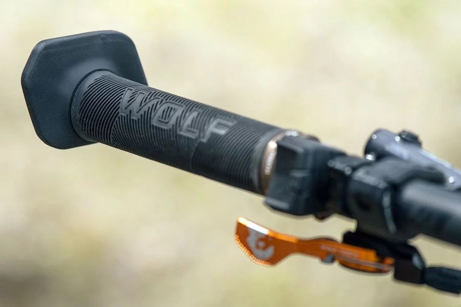BAR ENDS WOLF TOOTH LOCKED-IN