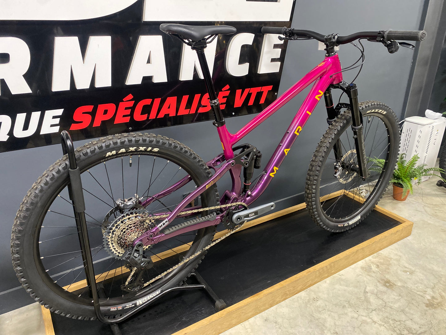 Marin rift zone xr axs