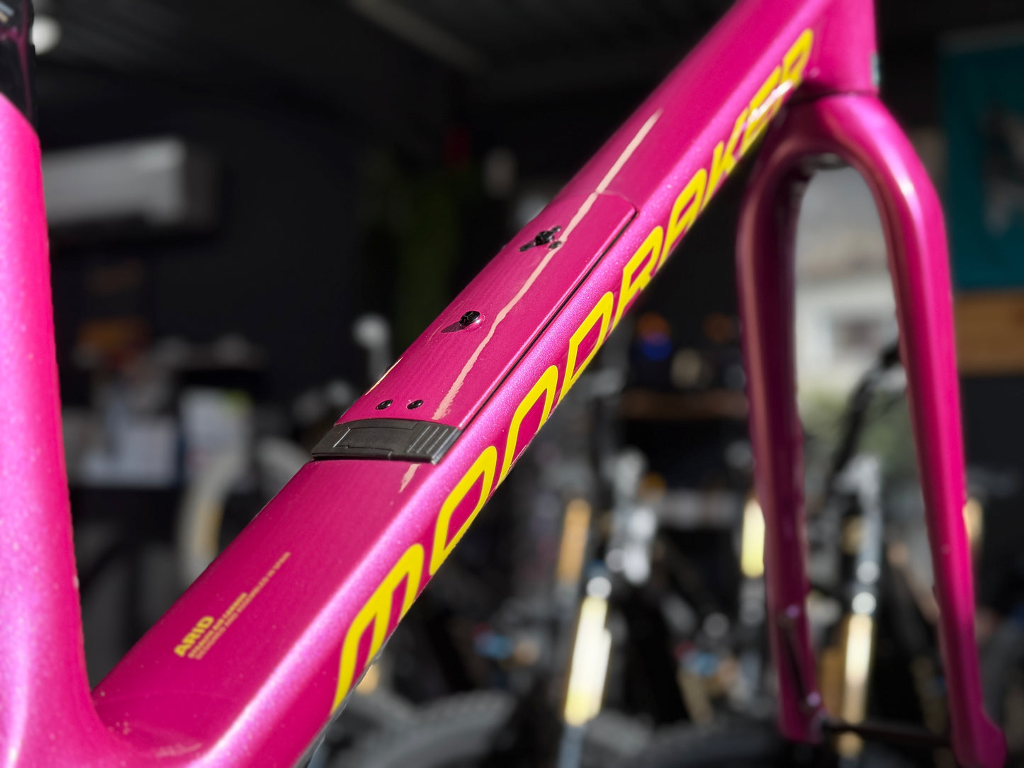 Mondraker Arid Fangsia Unlimited - Kit-Cadre taille M/L