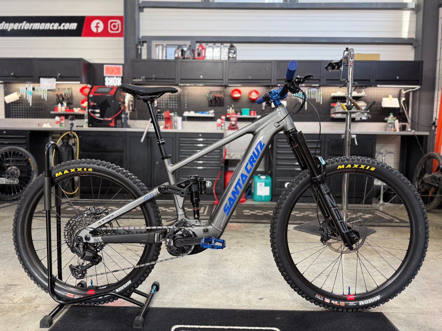 Service Stickers sur mesure - Stickers personnalisés