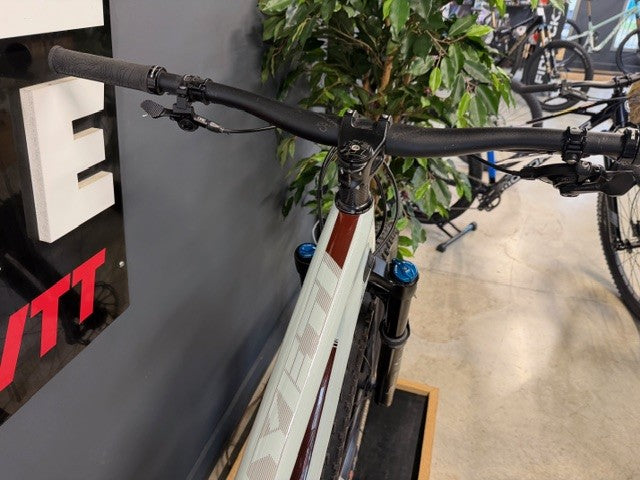 Yeti SB120 2023 - Taille L