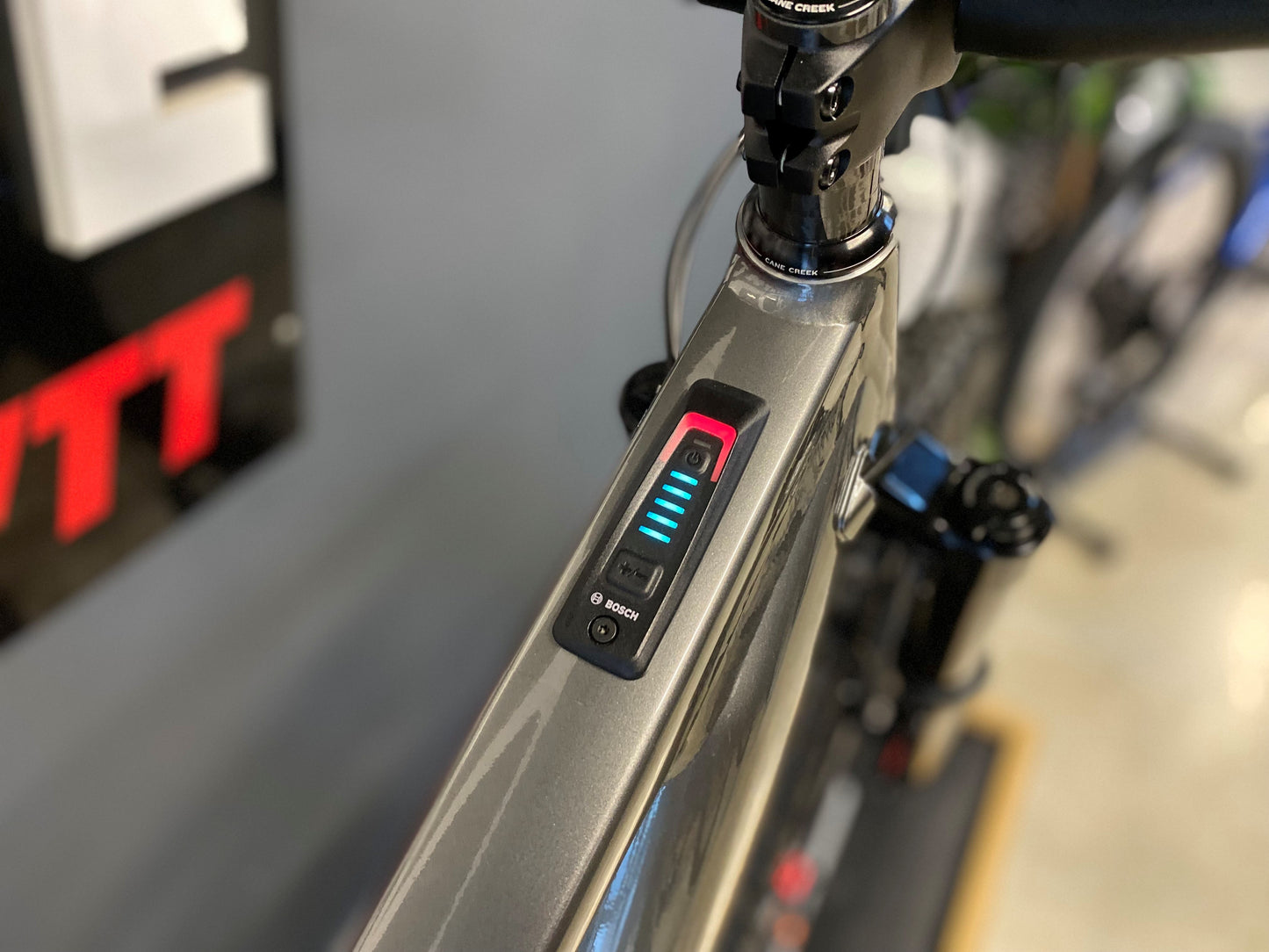 Santa Cruz Vala ALU 70